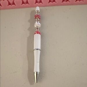 Elegant White and Silver Pen